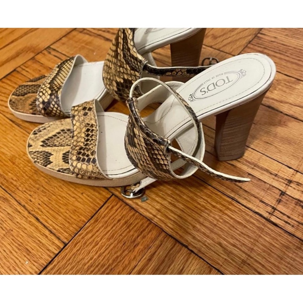 Tod,S Sandal View 2